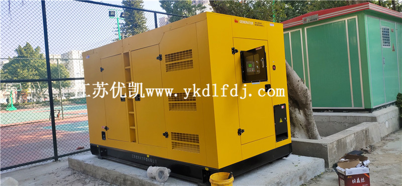 2021年1月18日，200KW玉柴發(fā)電機(jī)組靜音型交付廣西防城港某單位使用