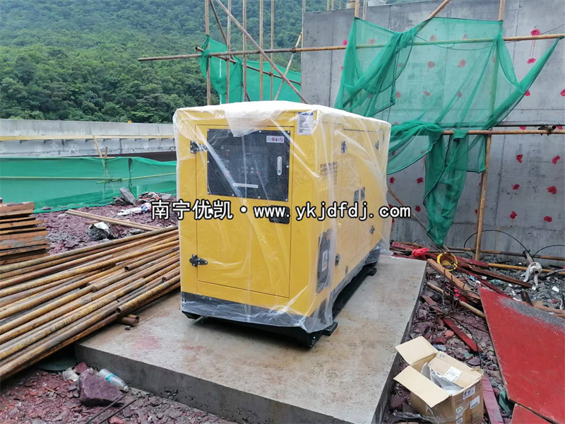 2023年9月14日，上柴50kw靜音發(fā)電機(jī)組送貨防城港項(xiàng)目