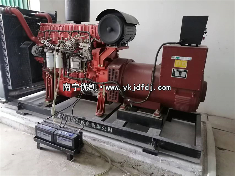 2023年9月20日，300kw玉柴發(fā)電機(jī)組保養(yǎng)安裝調(diào)試